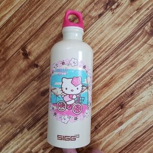 Hello Kitty Sigg Cream Water Bottle Pink/Blue Swiss Metal Seaside Kawaai Sanrio